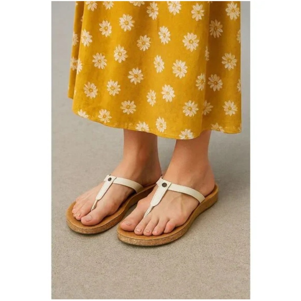 UGG Brown Leather Annice Flip Flops